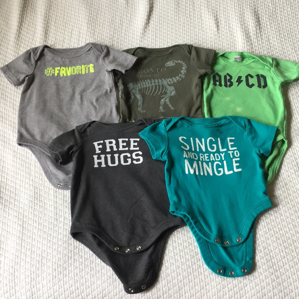 Old Navy Onesies (SET OF 5)